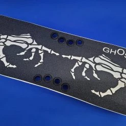 Beercan Skeleton Hands 42"