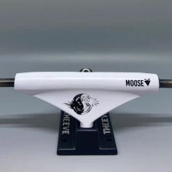 Ghost Long Board SKATEBOARD Theeve CSX Moose Trucks